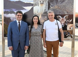 Heydər Əliyev Fondunun vitse-prezidenti Leyla Əliyeva Azərbaycanda təbiətin mühafizəsinin 100 illiyinə həsr olunmuş fotosərginin açılışında iştirak edib