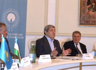 Türk Mədəniyyəti və İrsi Fondunun nəşr etdiyi “Özümüzü Kəsən Qılınc” kitabı ictimaiyyətə təqdim edilib