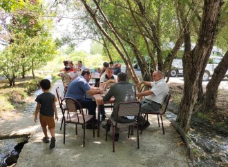 Ağdərənin Həsənriz kəndinə növbəti köç karvanı yola salınıb