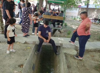 Ağdərənin Həsənriz kəndinə növbəti köç karvanı yola salınıb