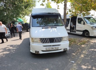 Ağdərənin Həsənriz kəndinə növbəti köç karvanı yola salınıb