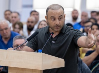 Ermənistan silahlı qüvvələrinin hücumları nəticəsində yaralanmış, mina qurbanı olmuş, əsirlikdə işgəncələr görmüş şəxslər məhkəmədə ifadə veriblər