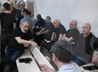 Ermənistan silahlı qüvvələrinin hücumları nəticəsində yaralanmış, mina qurbanı olmuş, evləri dağılmış şəxslər məhkəmədə ifadə veriblər