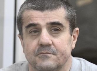 Ermənistan silahlı qüvvələrinin hücumları nəticəsində yaralanmış, mina qurbanı olmuş, evləri dağılmış şəxslər məhkəmədə ifadə veriblər