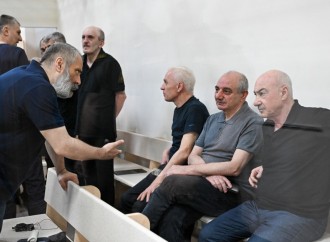 Ermənistan silahlı qüvvələrinin hücumları nəticəsində yaralanmış, mina qurbanı olmuş, əsirlikdə işgəncələrə məruz qalmış şəxslər məhkəmədə ifadə veriblər