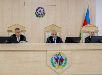 Ermənistan silahlı qüvvələrinin hücumları nəticəsində doğmaları itkin düşmüş, yaralanmış, mina qurbanı olmuş, əsirlikdə işgəncələrə məruz qalmış şəxslər məhkəmədə ifadə veriblə