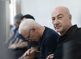 Ermənistan silahlı qüvvələrinin hücumları nəticəsində doğmaları itkin düşmüş, yaralanmış, mina qurbanı olmuş, əsirlikdə işgəncələrə məruz qalmış şəxslər məhkəmədə ifadə veriblə