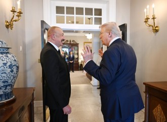 Prezident İlham Əliyev Ağ Evə gəldi