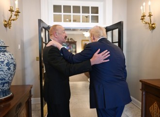 Prezident İlham Əliyev Ağ Evə gəldi