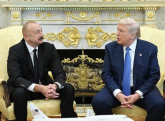 Prezident İlham Əliyev Ağ Evə gəldi