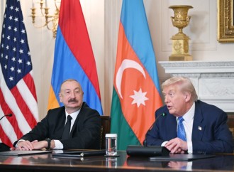 ABŞ Prezidenti Donald Tramp Ağ Evdə mətbuata bəyanatla çıxış edib