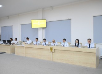 Ermənistan silahlı qüvvələrinin Zəngilana hücumları nəticəsində məcburi köçkün düşmüş, yaralanmış, doğmaları öldürülmüş şəxslər məhkəmədə ifadə veriblər