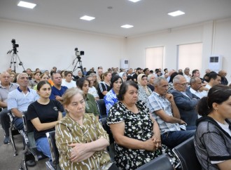 Ermənistan silahlı qüvvələrinin Zəngilana hücumları nəticəsində məcburi köçkün düşmüş, yaralanmış, doğmaları öldürülmüş şəxslər məhkəmədə ifadə veriblər
