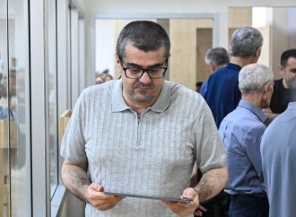 Ermənistan silahlı qüvvələrinin Zəngilana hücumları nəticəsində məcburi köçkün düşmüş, yaralanmış, doğmaları öldürülmüş şəxslər məhkəmədə ifadə veriblər