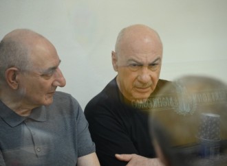 Ermənistan silahlı qüvvələrinin Zəngilana hücumları nəticəsində məcburi köçkün düşmüş, yaralanmış, doğmaları öldürülmüş şəxslər məhkəmədə ifadə veriblər