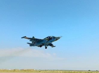 Aviasiya bölmələri ilə təlim-məşq uçuşları keçirilib