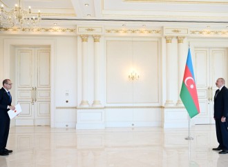 Prezident İlham Əliyev İsrailin Azərbaycanda yeni təyin olunmuş səfirinin etimadnaməsini qəbul edib