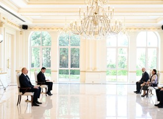 Prezident İlham Əliyev İsrailin Azərbaycanda yeni təyin olunmuş səfirinin etimadnaməsini qəbul edib
