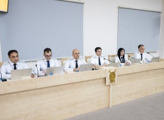 Ermənistan silahlı qüvvələrinin Xankəndiyə, Laçına, Kəlbəcərə, Ağdərəyə, Cəbrayıla, Füzuliyə hücumları nəticəsində məcburi köçkün düşmüş, yaralanmış, doğmaları öldürülmüş şəxslər məhkəmədə ifadə veriblər