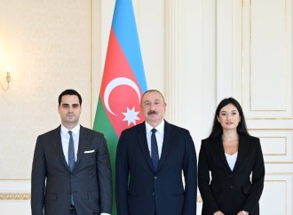 Prezident İlham Əliyev Slovakiyanın Azərbaycanda yeni təyin olunmuş səfirinin etimadnaməsini qəbul edib