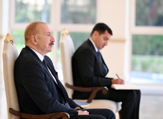 Prezident İlham Əliyev Slovakiyanın Azərbaycanda yeni təyin olunmuş səfirinin etimadnaməsini qəbul edib