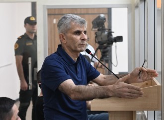 Ermənistan silahlı qüvvələrinin Xocalıya, Laçına, Kəlbəcərə, Qubadlıya hücumları nəticəsində məcburi köçkün düşmüş, yaralanmış, doğmaları öldürülmüş şəxslər məhkəmədə ifadə veriblər