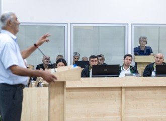 Ermənistan silahlı qüvvələrinin Xocalıya, Laçına, Kəlbəcərə, Qubadlıya hücumları nəticəsində məcburi köçkün düşmüş, yaralanmış, doğmaları öldürülmüş şəxslər məhkəmədə ifadə veriblər