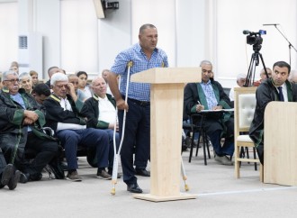 Ermənistan silahlı qüvvələrinin Xocalıya, Laçına, Kəlbəcərə, Qubadlıya hücumları nəticəsində məcburi köçkün düşmüş, yaralanmış, doğmaları öldürülmüş şəxslər məhkəmədə ifadə veriblər