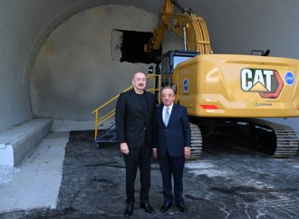 Prezident İlham Əliyev və birinci xanım Mehriban Əliyeva Toğanalı-Kəlbəcər-İstisu avtomobil yolunda görülən işlərlə tanış olublar