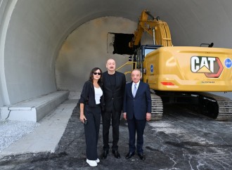 Prezident İlham Əliyev və birinci xanım Mehriban Əliyeva Toğanalı-Kəlbəcər-İstisu avtomobil yolunda görülən işlərlə tanış olublar
