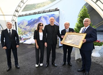 Prezident İlham Əliyev və birinci xanım Mehriban Əliyeva Toğanalı-Kəlbəcər-İstisu avtomobil yolunda görülən işlərlə tanış olublar