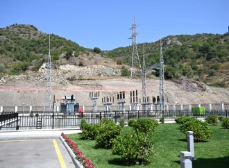 Prezident İlham Əliyev və Birinci xanım Mehriban Əliyeva Kəlbəcərin Vəng kəndində “Aşağı Vəng”, “Nadirxanlı” və “Çaykənd” kiçik su elektrik stansiyalarının açılışında iştirak ediblər