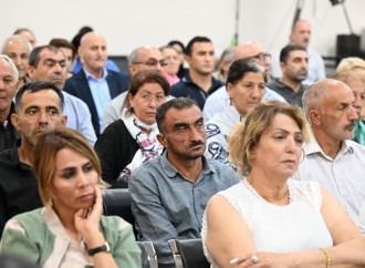 Ermənistan silahlı qüvvələrinin Ağdama, Laçına, Qubadlıya, Füzuliyə hücumları nəticəsində məcburi köçkün düşmüş, yaralanmış, girovluqda işgəncələrə məruz qalmış şəxslər məhkəmədə ifadə veriblər