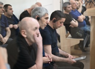 Ermənistan silahlı qüvvələrinin Ağdama, Laçına, Qubadlıya, Füzuliyə hücumları nəticəsində məcburi köçkün düşmüş, yaralanmış, girovluqda işgəncələrə məruz qalmış şəxslər məhkəmədə ifadə veriblər