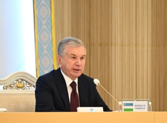 Türkmənbaşı şəhərində Prezident İlham Əliyev, Qurbanqulu Berdiməhəmmədov və Şavkat Mirziyoyev yüksəksəviyyəli görüşün yekunlarına dair mətbuata birgə bəyanatla çıxış ediblər