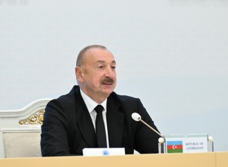 Türkmənbaşı şəhərində Prezident İlham Əliyev, Qurbanqulu Berdiməhəmmədov və Şavkat Mirziyoyev yüksəksəviyyəli görüşün yekunlarına dair mətbuata birgə bəyanatla çıxış ediblər