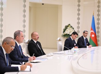 Prezident İlham Əliyevin Türkmənistan Xalq Məsləhətinin sədri ilə geniş tərkibdə görüşü olub