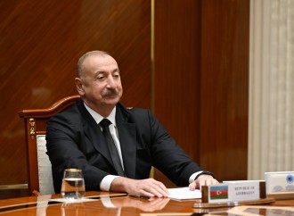 Türkmənbaşı şəhərində Prezident İlham Əliyev, Qurbanqulu Berdiməhəmmədov və Şavkat Mirziyoyev arasında yüksəksəviyyəli görüş keçirilib