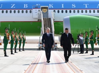 Özbəkistan Prezidenti Türkmənistana gəlib