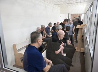 Ermənistan silahlı qüvvələrinin Şuşaya, Kəlbəcərə, Füzuliyə, Zəngilana hücumları nəticəsində zərər çəkmiş şəxslər məhkəmədə ifadə veriblər