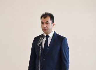 Heydər Əliyev Fondunun vitse-prezidenti Leyla Əliyeva və Arzu Əliyeva Çin dili kurslarının iştirakçılarına sertifikatlar təqdim ediblər