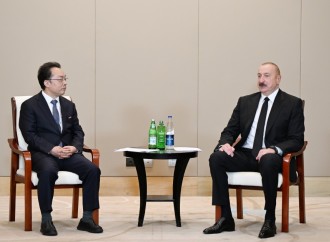 Prezident İlham Əliyev Tiencində "CETC" korporasiyasının baş direktoru ilə görüşüb
