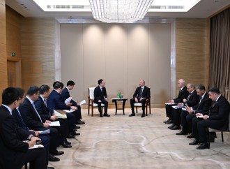 Prezident İlham Əliyev Tiencin şəhərində “Powerchina group” şirkətlər qrupunun icraçı vitse-prezidenti ilə görüşüb
