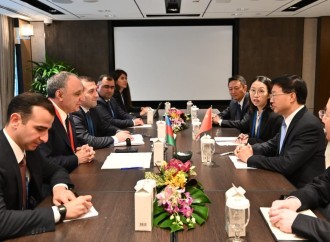 Kamran Əliyev Sinqapura rəsmi səfər edib