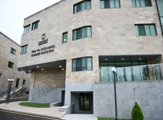 Prezident İlham Əliyev Qarabağ Universitetinin Klinikası binasının, Tibb və sağlamlıq elmləri fakültəsinin tədris korpusunun açılışında iştirak edib
