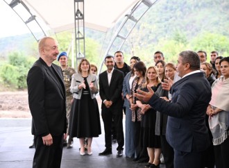 Prezident İlham Əliyev Xocalının Badara, Daşbulaq, Seyidbəyli və Şuşakənd kəndlərinin sakinləri ilə görüşüb