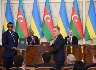 Azərbaycan ilə Ruanda arasında imzalanmış sənədlər mübadilə olunub, sonra Prezidentlər mətbuata bəyanatlarla çıxış ediblər
