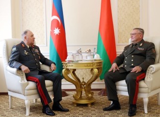 Azərbaycan Ordusunun Baş Qərargah rəisi belaruslu həmkarı ilə görüşüb