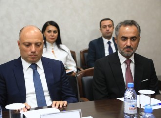 Türk mədəniyyəti və irsi fondunun təşəbbüsü ilə ICESCO-nun baş direktoru Türkistan vilayəti akim müavini və Türkistan şəhəri akimi ilə bir araya gəlib