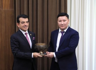 Türk mədəniyyəti və irsi fondunun təşəbbüsü ilə ICESCO-nun baş direktoru Türkistan vilayəti akim müavini və Türkistan şəhəri akimi ilə bir araya gəlib